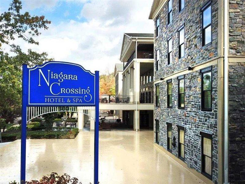 Niagara Crossing Hotel And Spa Lewiston Exterior photo